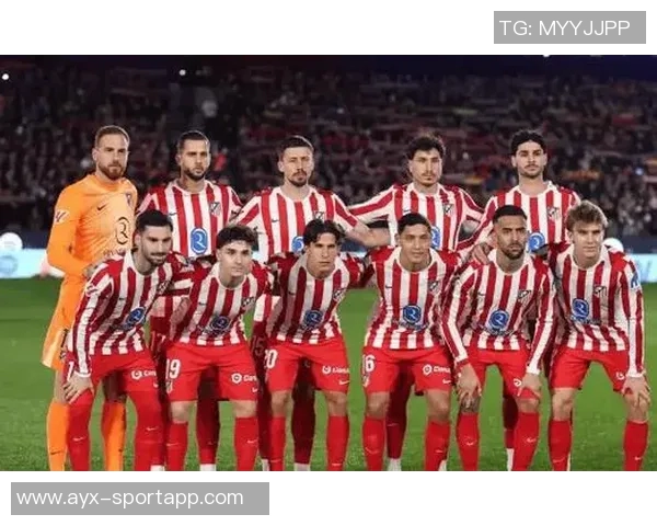 亚特兰大与罗马比赛中边裁遭鞭炮炸伤幸好无大碍